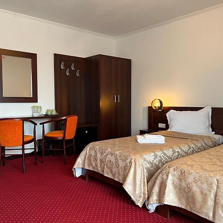 Hotel Casa Manu Hermannstadt Zimmer foto